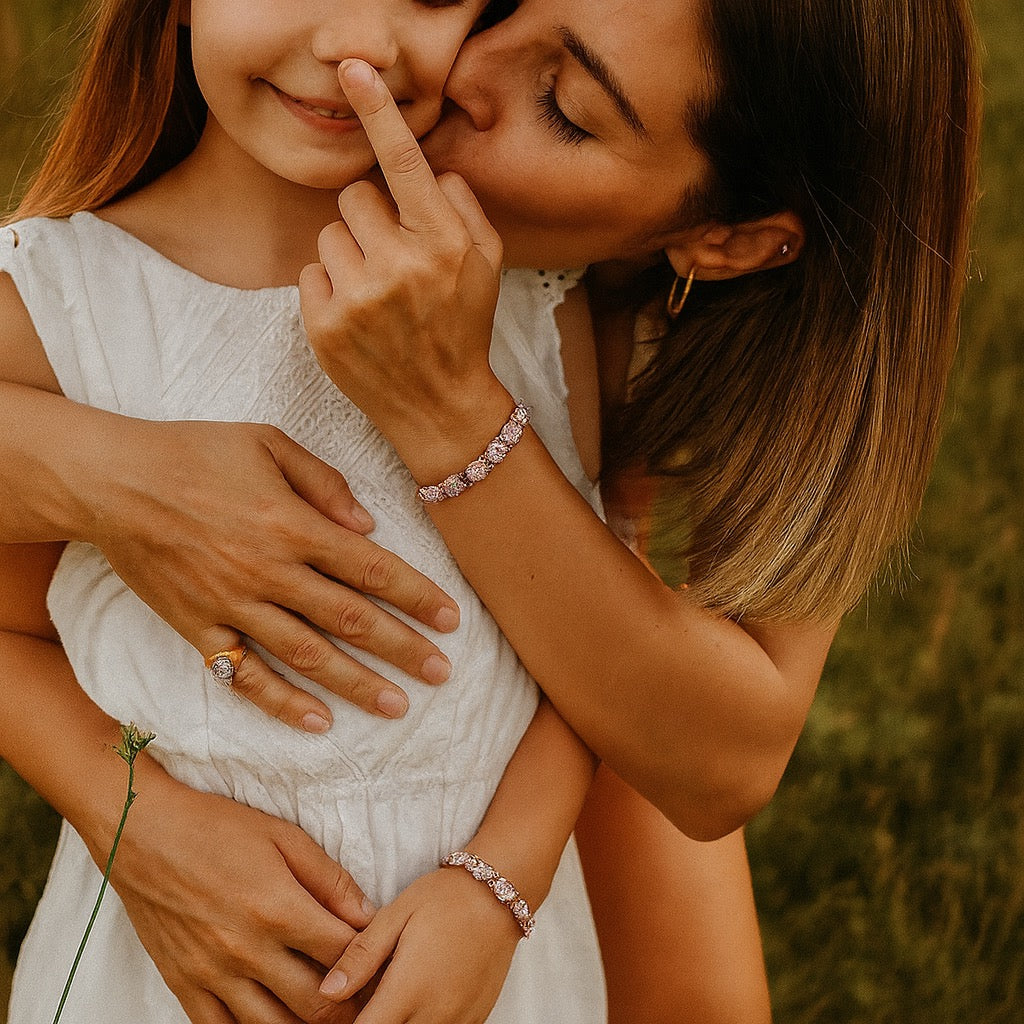 Copper Relief™ Therapeutic Bracelet – Stylish Wellness You Can Feel